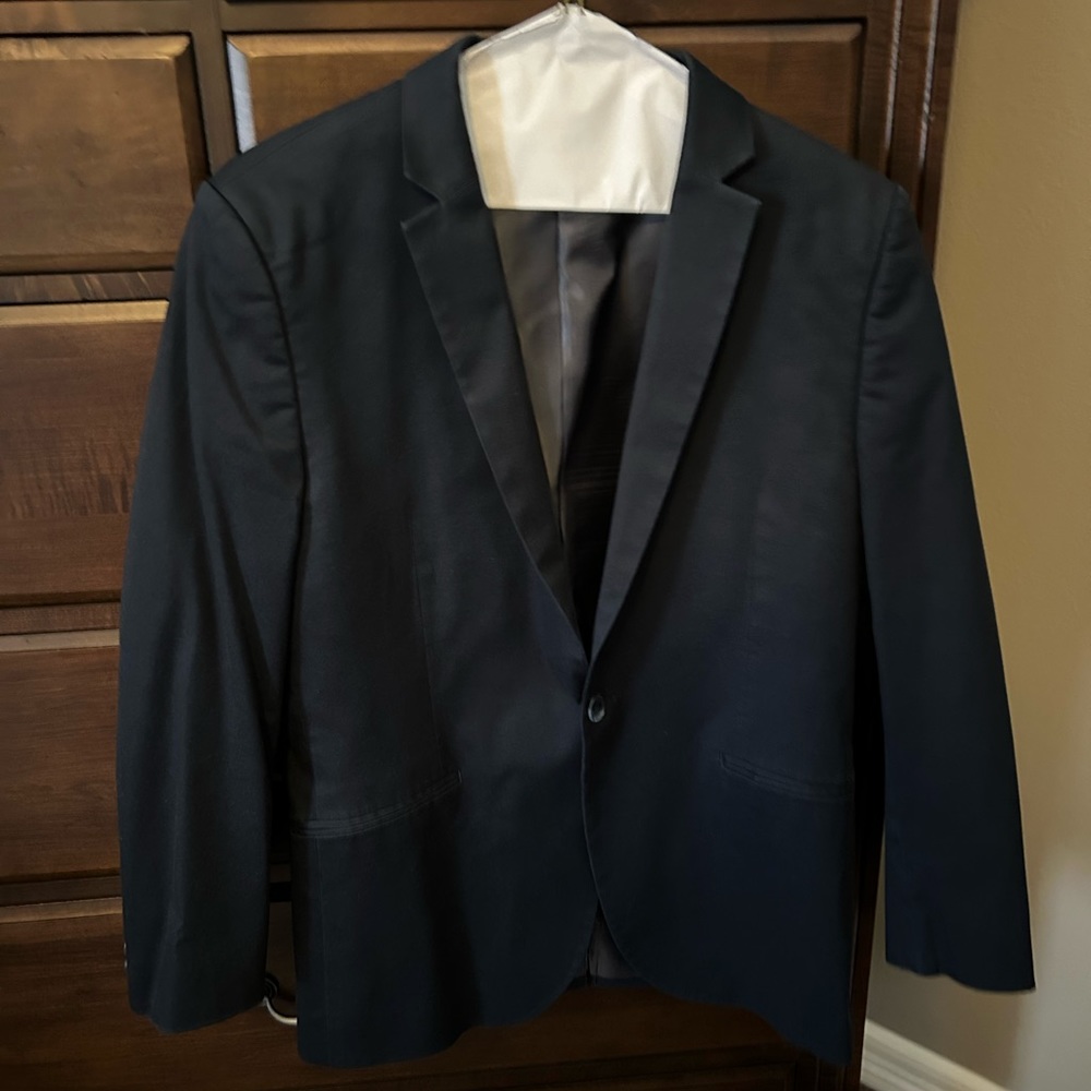 H&M men’s Navy sports coat size 42R